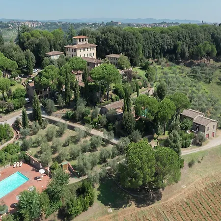 Holiday home Cozy With Pool In Sienna Italy